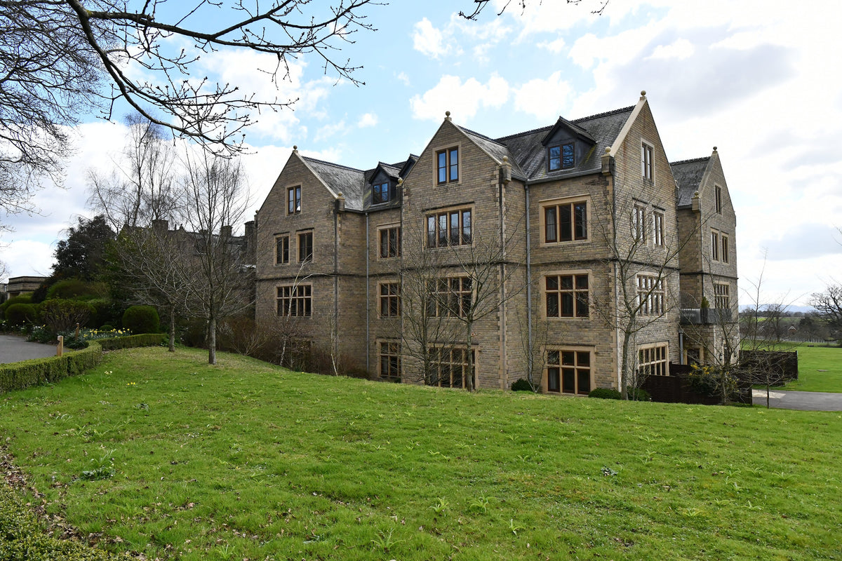South Lodge, the country house hotel set in the South Downs at Lower Beeding