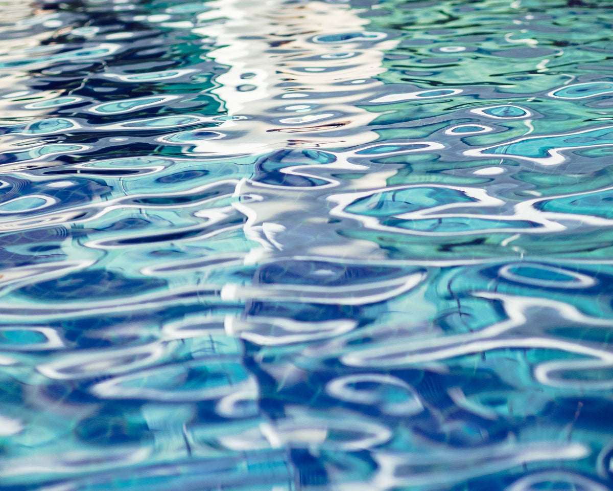 Rippling turquoise pool water at Spa La Mer, Airelles Courchevel.
